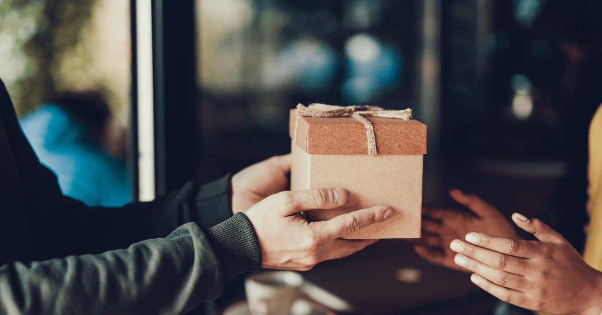Giving and Receiving Gifts as a Therapist